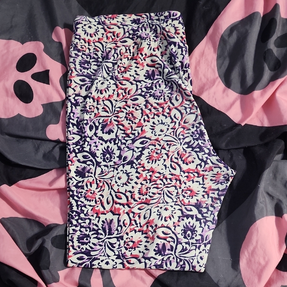 Floral Patterned Leggings